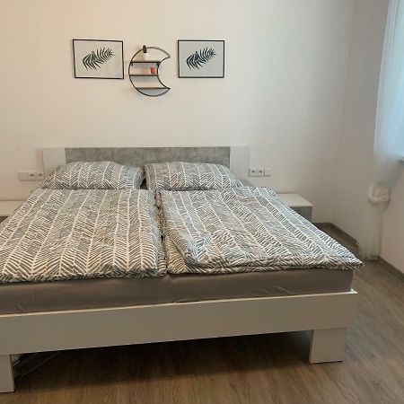 Tolarova Apartman Pardubice Luaran gambar