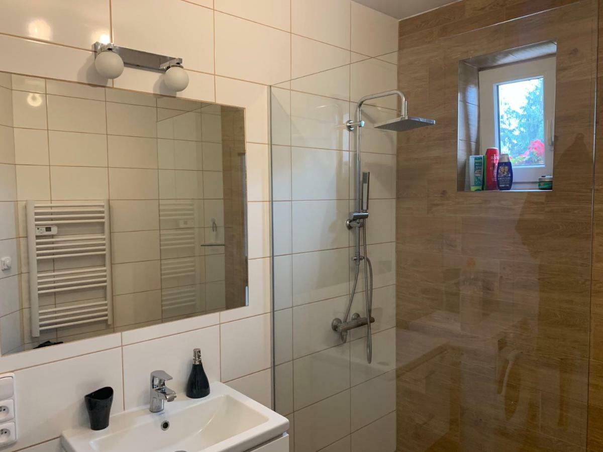 Tolarova Apartman Pardubice Luaran gambar